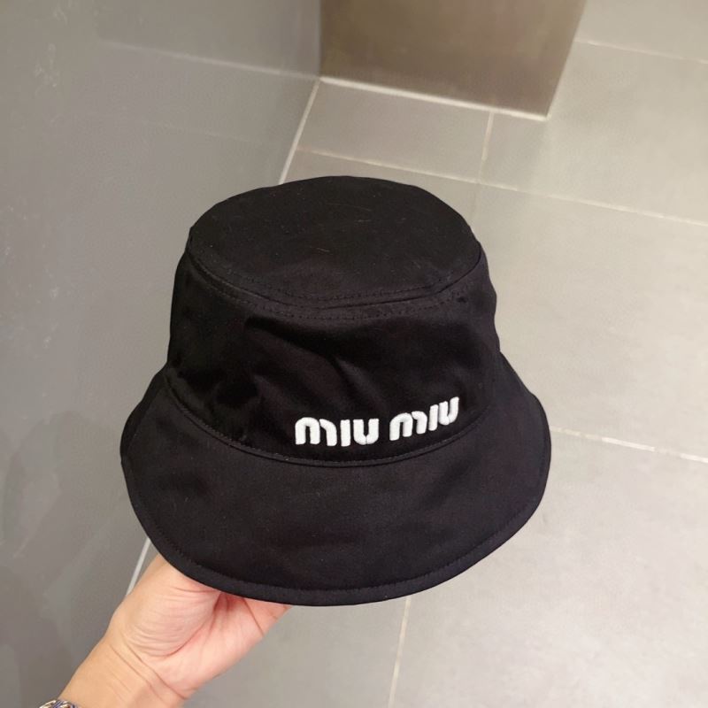 MIUMIU